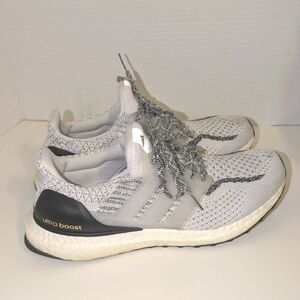 Adidas Ultra Boost 5 DNA‎ White Black Women's Sneakers SiE 8.5 GY6959